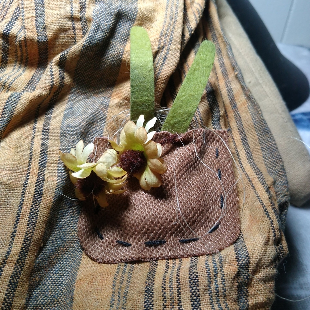 Primitive Delilah Doll Grungy - Picture 6 of 9